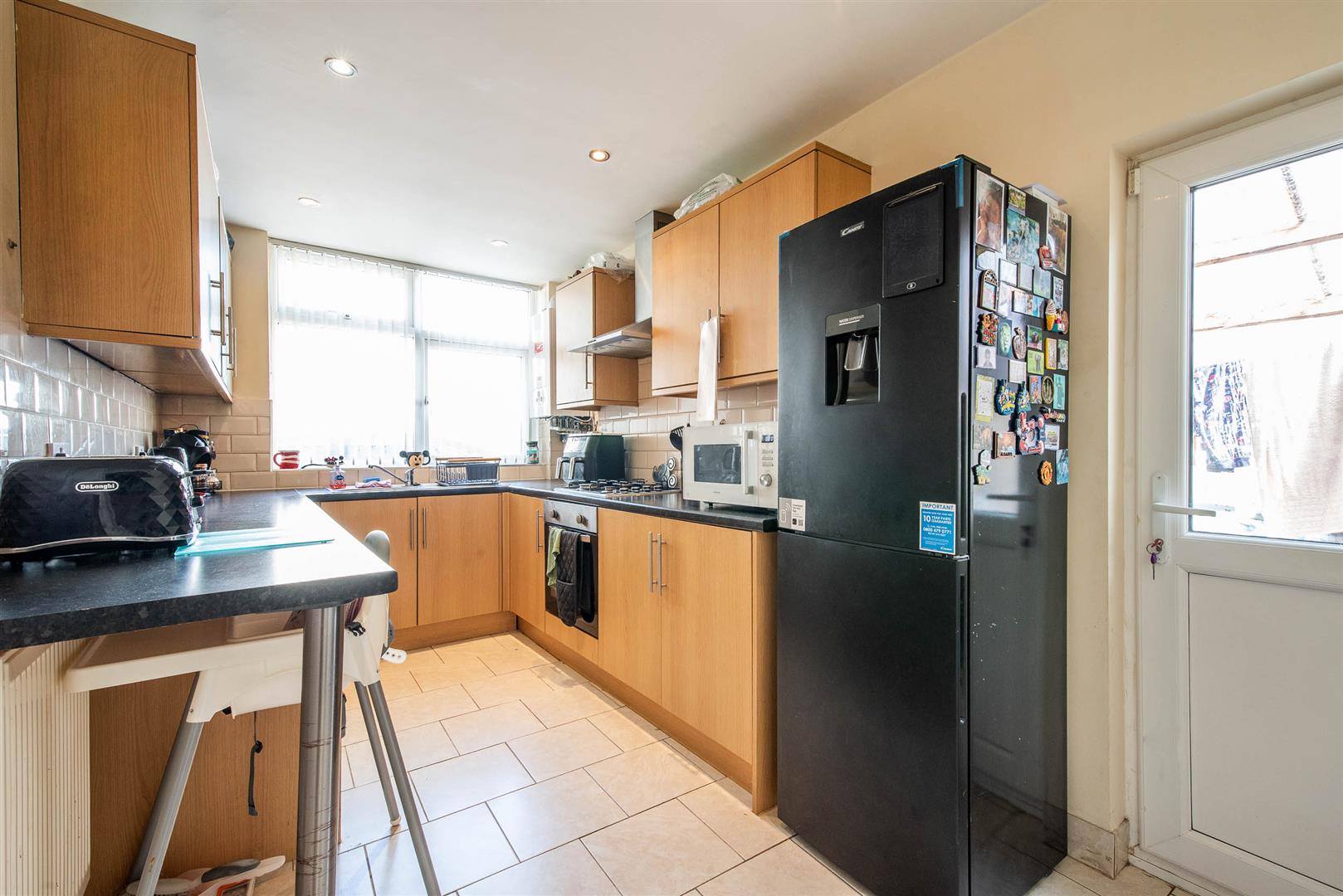 3 bed property in Victoria Road, Preston